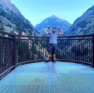 Meet your Posher, Samuel